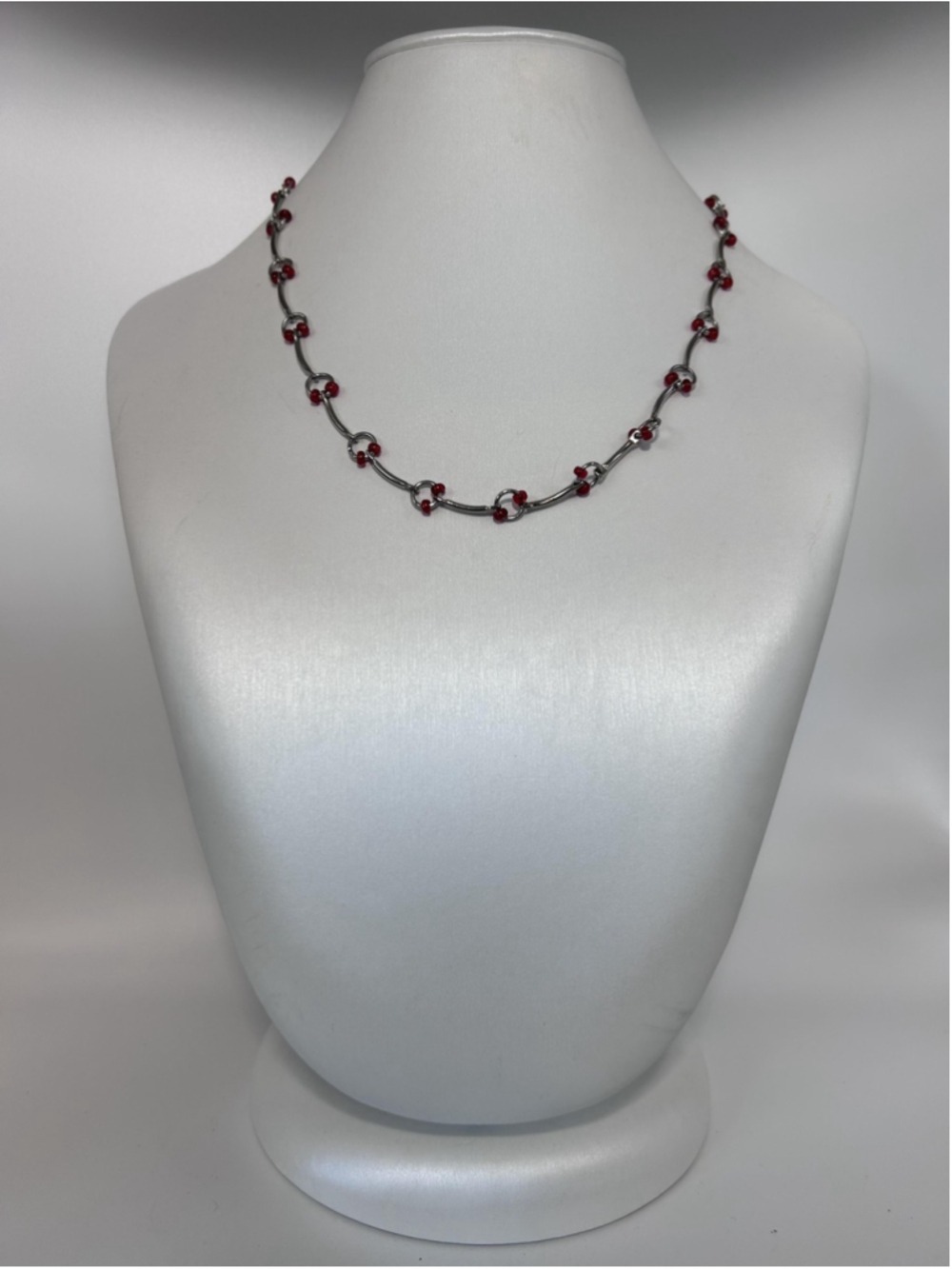 Necklace Silver Tone Red Glass Bead Station Curved Bar 18 Inch Lobster Clasp